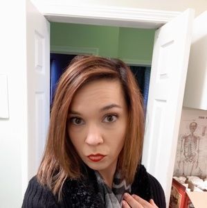 Meet your Posher, Ally